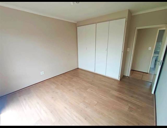 2 BEDROOM TOWNHOUSE FOR SALE IN SOUTH CREST